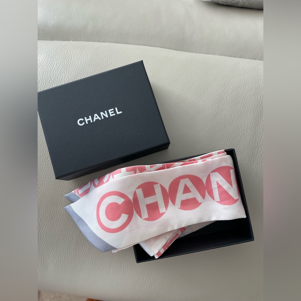 Authentic Chanel pink silk twilly